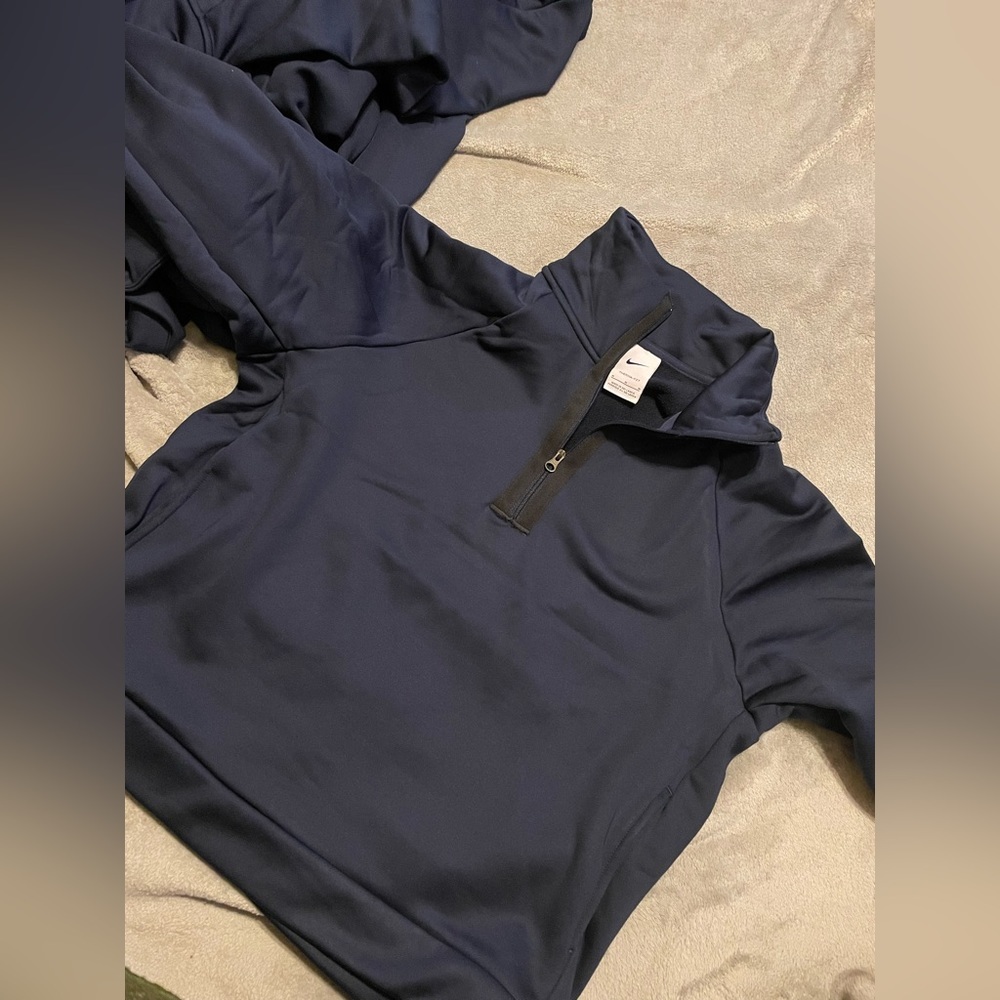 Nike womens Thermafit 1/2 zip​